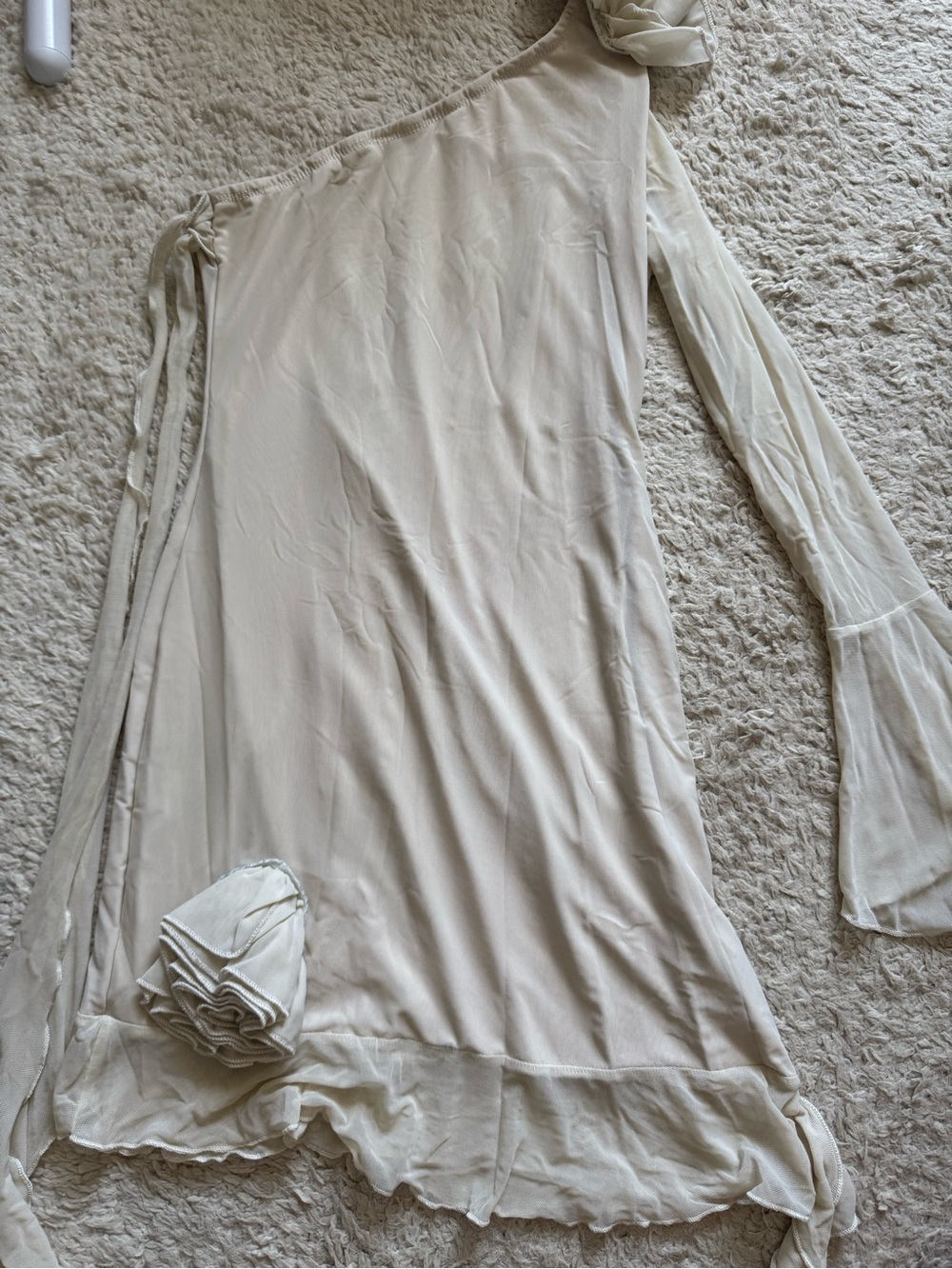 One sleeve mini dress - Picture 2 of 8